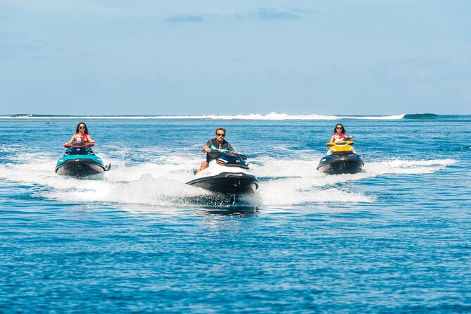 2-hour Jet Ski outing in Puna'auia - Meet at Te Moana Tahiti Resort, then get suited up and oriented