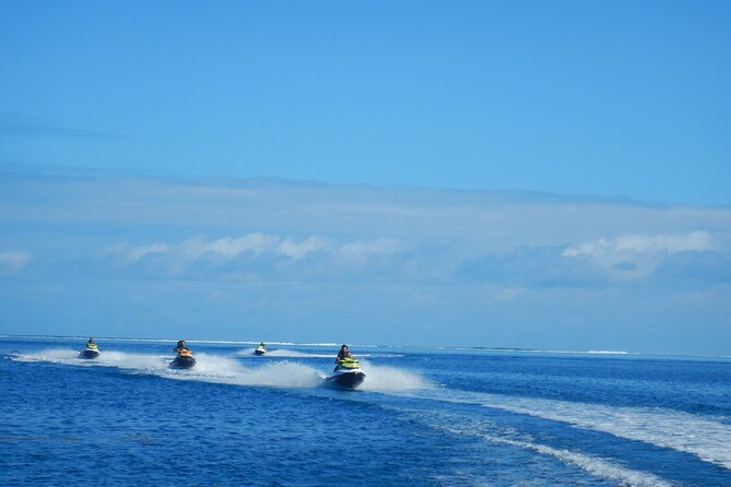2 hours discovery tour of Moorea by Jet Ski - How the tour runs: meet at Opunohu, ride for action, then swim for wildlife