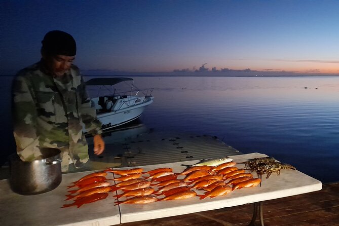 4 Hour Ariki Fishing Activity in Moorea - Food, drinks, and how the onboard breaks help the trip feel good
