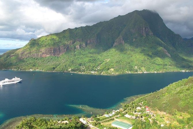 4x4 Moorea Safari Tours : Private tours - A private 4x4 safari where you choose the pace