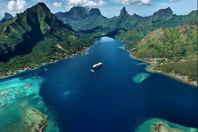 4x4 Moorea Safari Tours : With Hotel transfers - Price and what you really get for about $57 per person