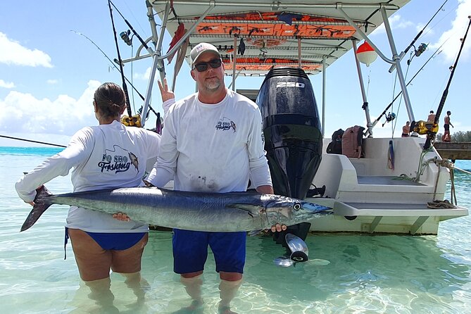 A Day of Big Game Fishing in a small group - Lunch on board with homemade punch and cooking advice