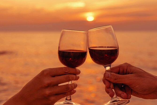 Boat Trip with Sunset in Tahiti - When to go: weather reality and how to protect your plans