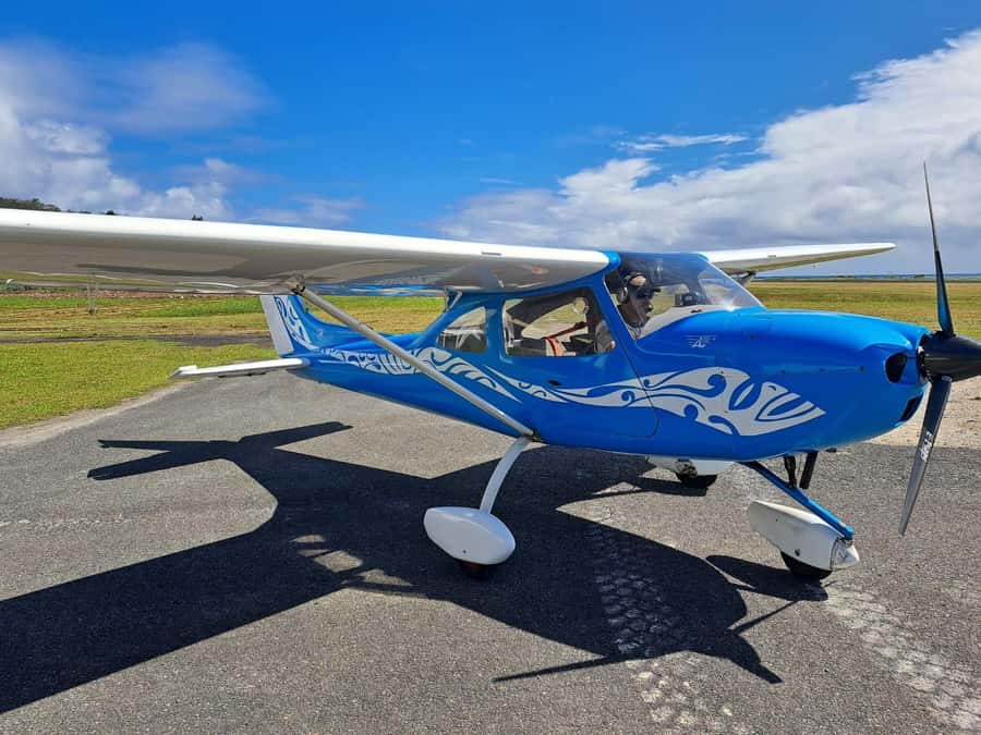 Bora-Bora 30 minutes private flight in light aircraft - Quick reasons this private flight is worth your attention