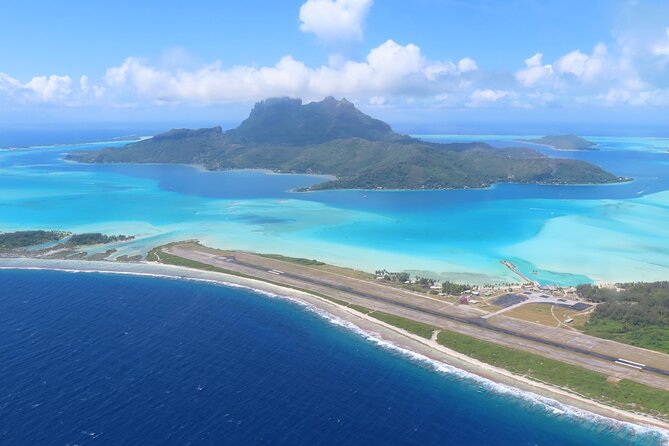 Bora Bora and the Tupai atoll the jewels of the Pacific, 45 min private flight - The 45-minute private flight, and what private really means