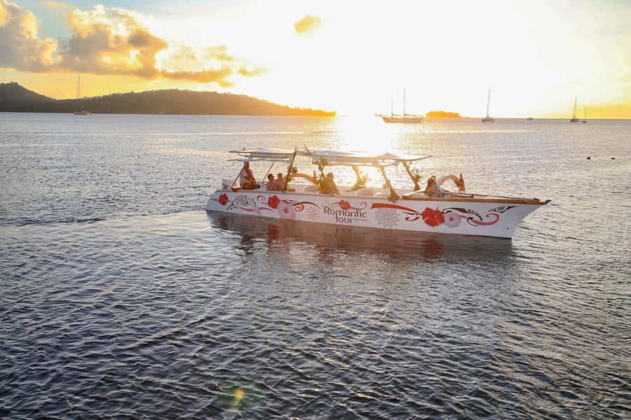 Bora Bora: Combo Sunset Cruise & Romantic Dinner at St James - Price and logistics: what $280 per person really covers