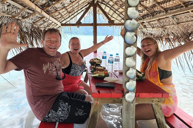 Bora Bora Combo Tour: Lagoon Cruise and 4WD Tour Including Snorkeling - Lunch on a motu: why the break feels like part of the adventure
