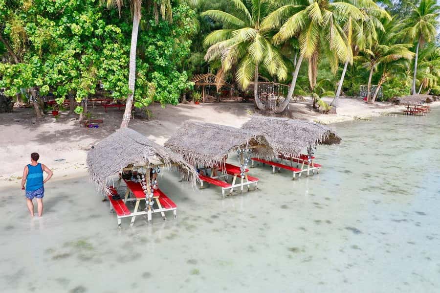 Bora Bora: Full-Day Lagoon Snorkelling Tour - Coral garden snorkel: color, fish density, and a boat option