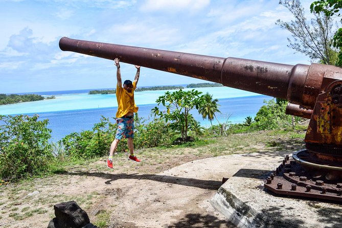 Bora Bora: Half Day Island 4WD Guided Tour - Faanui Valley: tie-dye sarongs, coconut oil, and learning how plants become daily life