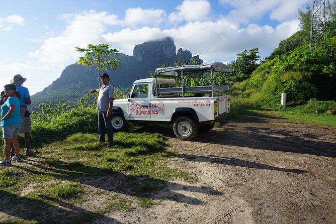 Bora Bora: Half Day Island 4WD Guided Tour - East Matira lookout: turquoise lagoon views with mountain backdrops