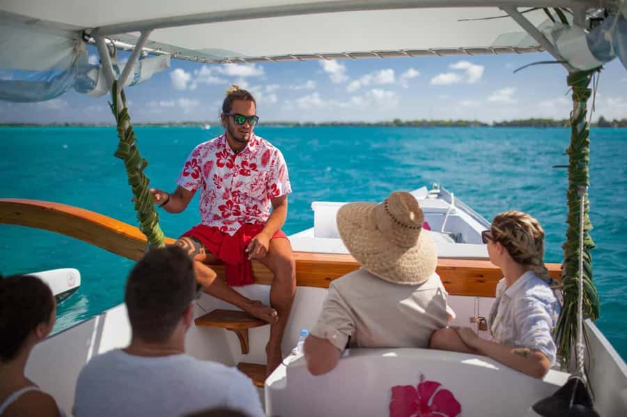 Bora Bora Luxury Tour and Beach Picnic - Sharks, Stingrays, and Marine Life Viewing With Real Rules