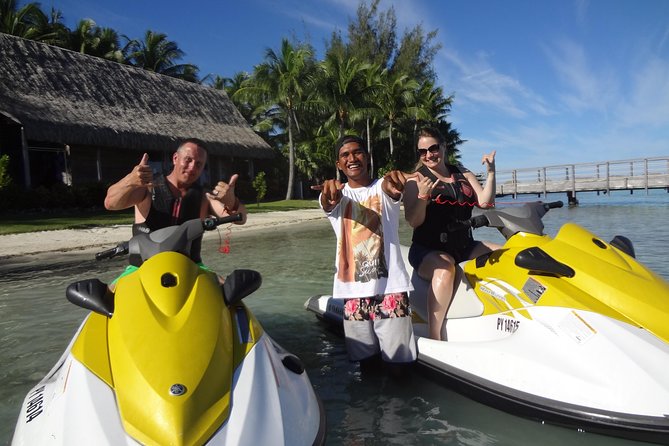 Bora Bora Moana Jet Ski - Jet ski basics: how to ride comfortably and keep your stuff safe
