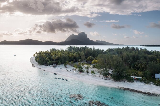 Bora Bora Moana Jet Ski - Meeting at Maitai Tours, then getting on the water fast