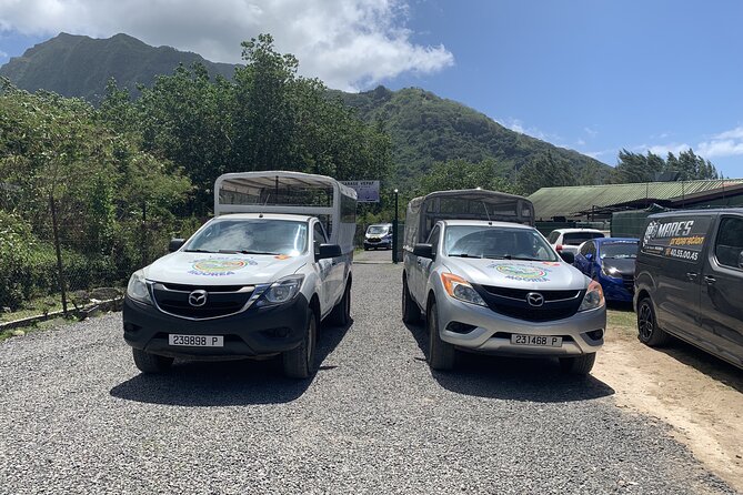 Discovering Moorea from Tahiti in 4x4 with the Ferry Terevau - Moorea Tropical Garden: vanilla, jam tasting, and a calmer bay view