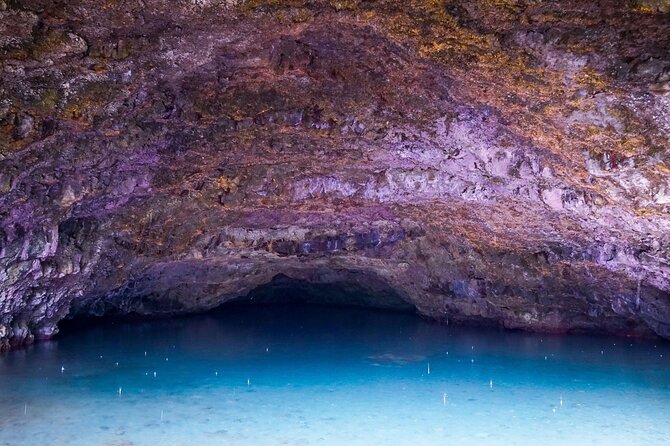 Explore Tahiti Nui, its landscapes and iconic sites. - Key highlights I’d plan around
