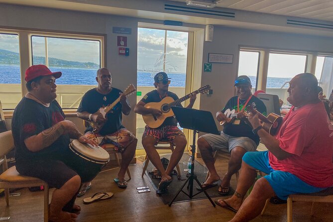 Ferry Transfer between Papeete, Tahiti and Moorea - Getting to your next step in Moorea: taxi and transfer connections