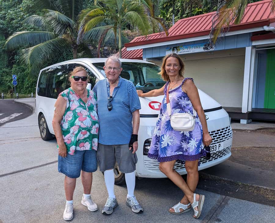 From Papeete: Tahiti Highlights Full-Day Private Tour - Getting picked up in Papeete and settling into the rhythm