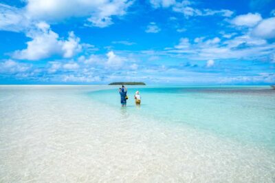 Tetiaroa Island Tour by Sailing Catamaran