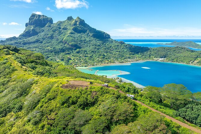 Full Day Combo 4X4 Adventure Tour & Motu FANFAN Pass with Buffet - Motu Fanfan buffet lunch: food you can taste, plus beach time that feels like a reward