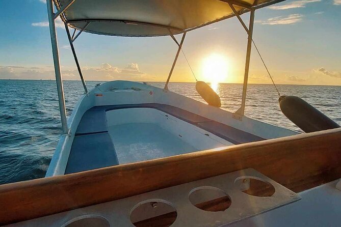 Guided sunset cruise on Raiatea Lagoon - Weather and Visibility, the Real Key to Getting the Best Sunset