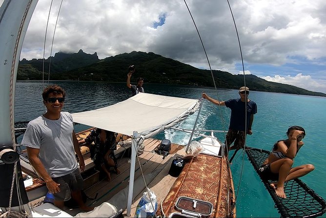 Introduction to sailing and discovering the lagoon - 4 Hours at Sea, Morning or Afternoon Timing That Affects the Experience