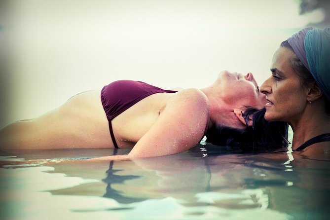Janzu experience: massage and aquatic relaxation in the lagoon of Moorea - How the session works: flotation, underwater time, and passive stretching