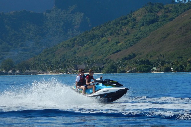 Jet-Ski Découverte 1H00 Jet Ski excursion to Moorea (Single or two-seater) - Briefing, gear, and the first control check
