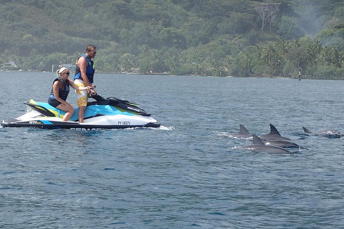 Jet-Ski Découverte 1H00 Jet Ski excursion to Moorea (Single or two-seater) - The North West coast Jet Ski run: what you are really seeing