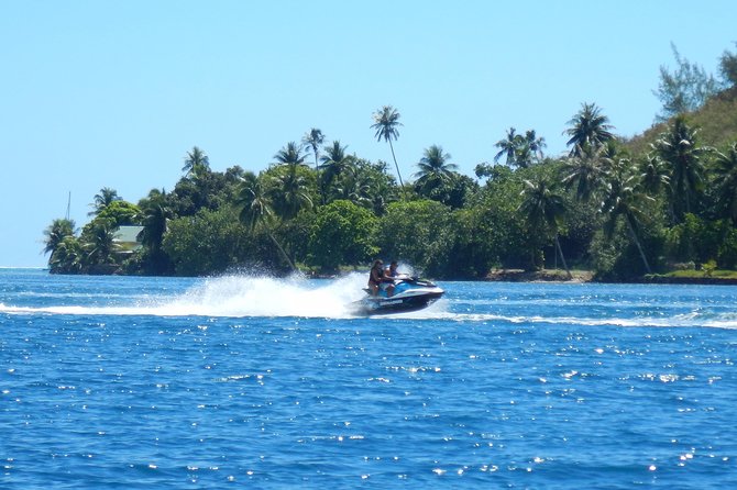 Jet-ski excursion 3 hrs Jet ski excursion to Moorea (single or two-seater) - The Motu Tiahura stop: coral garden time between the motus