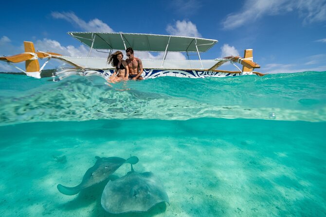Lagoon Snorkeling Tour with Tahitian Oven Lunch in Bora Bora - The Tahitian oven lunch: more than food on a private island