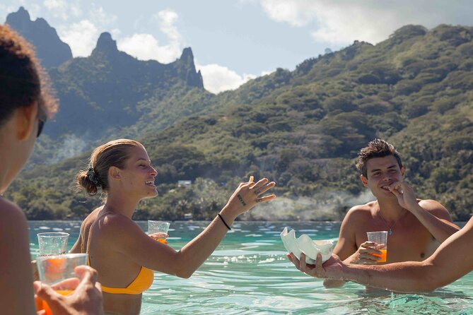 Lagoon Tour in Moorea in Small Group with Lunch - Drinks and fruit on board to keep you fueled