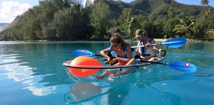 Moorea: Hauru Lagoon 3-hour Guided Kayak Tour with Snack - Where the tour starts at Tiahura Public Beach (and what to do first)