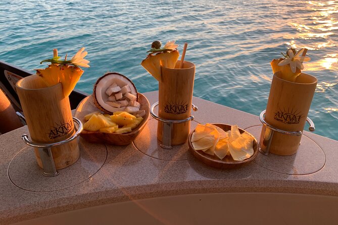Moorea Sunset Boat Tour - Opunohu Bay stop: cocktails and classic Moorea coastline views