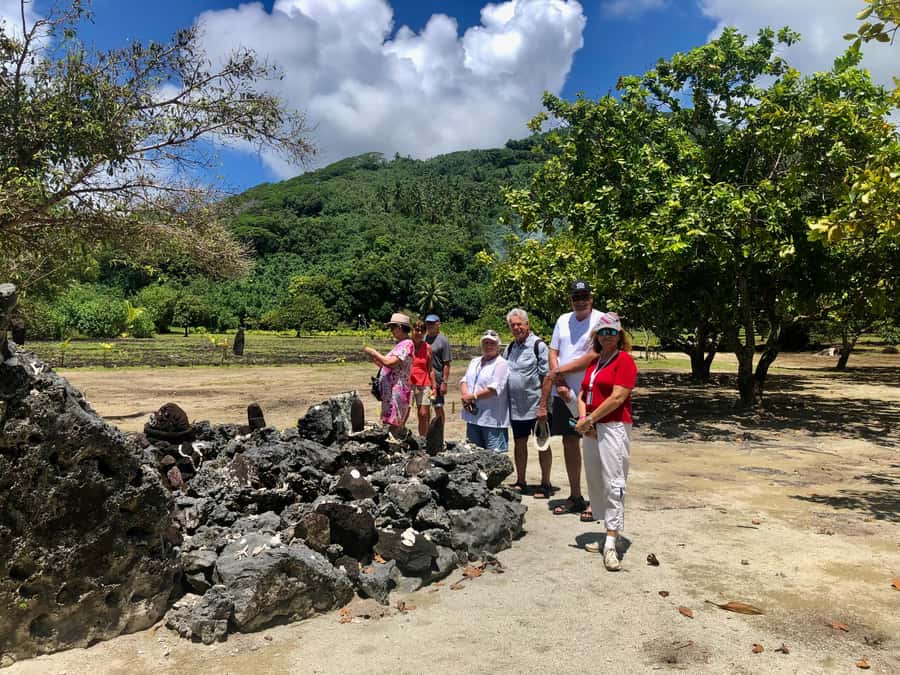 Must-Do : Nature, Culture & Moments Uniques - MirimirI Tours - Marae Taputapuatea: the UNESCO international site explained on the ground