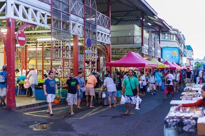 Papeete Market Place - Papeete Market as your shortcut to local Tahiti life