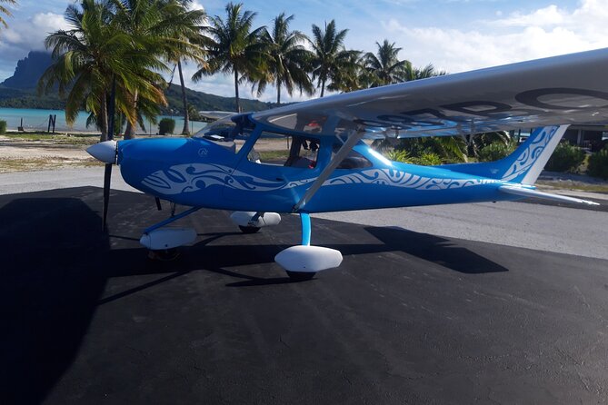 Private 30-minute flight downwind of Huahine - Key Things to Know Before You Fly Huahine