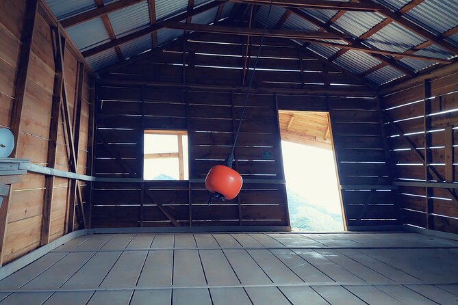 Private and guided visit to Mystery House Raiatea - Uturoa start and fast-moving, back-to-meeting routing