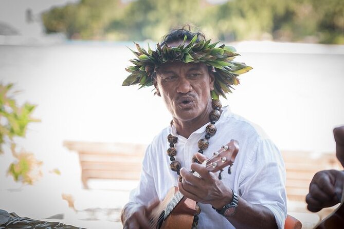 Private Bora Bora Lagoon Experience - Snorkeling coral gardens: gear, shallow viewing, and what guidance changes