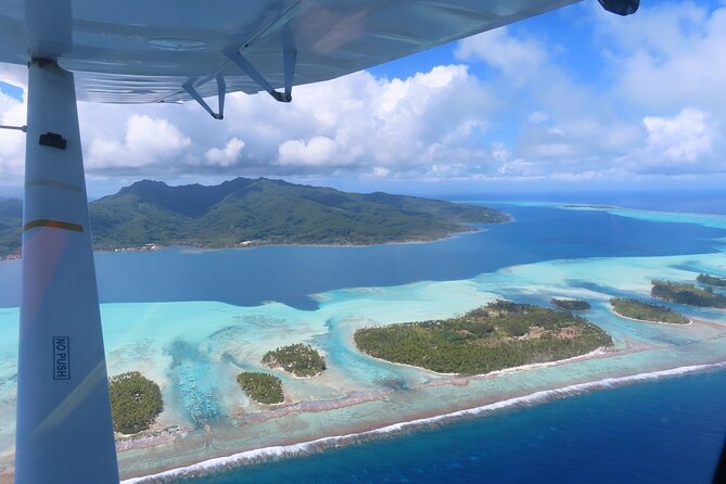 Private flight, in a light plane over the Polynesian motus from Raiatea - Pickup, the aeroclub wait, and what to do before you fly