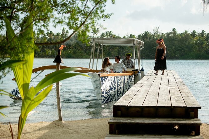 Private Full-Day Lagoon Adventure in Bora Bora with BBQ Lunch - Price and Value: $1,068.76 Per Group for Up to 2