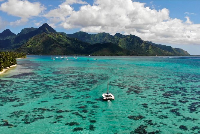 PRIVATE Full Day Tour : Moorea Snorkeling & Sailing on a Catamaran named Taboo - Meeting early, then sailing beyond the reef for big views