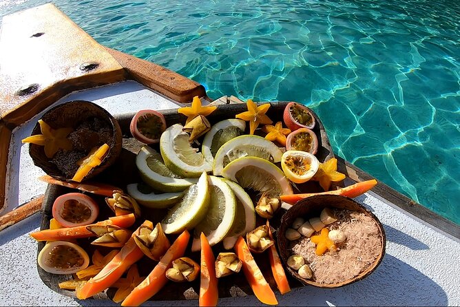 Private sailing adventure - Snacks, Fruit, and Drinks That Keep the Day Comfortable
