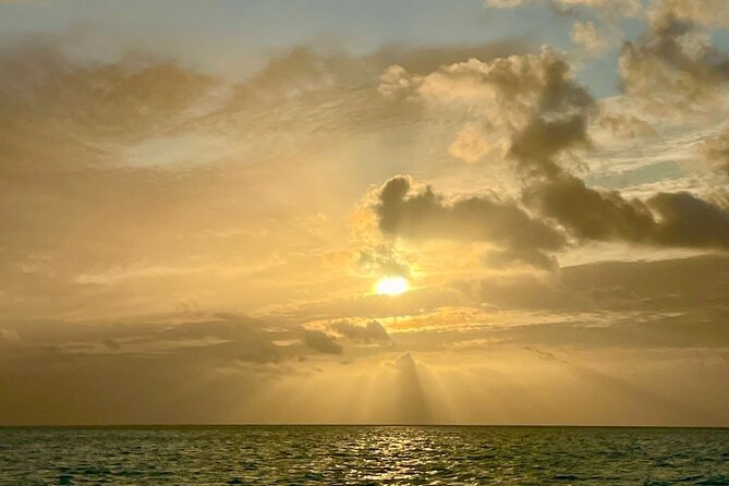 Private sunset cruise in Bora Bora - Comfort Notes: No Restroom, No Blanket, and Weather Changes Everything