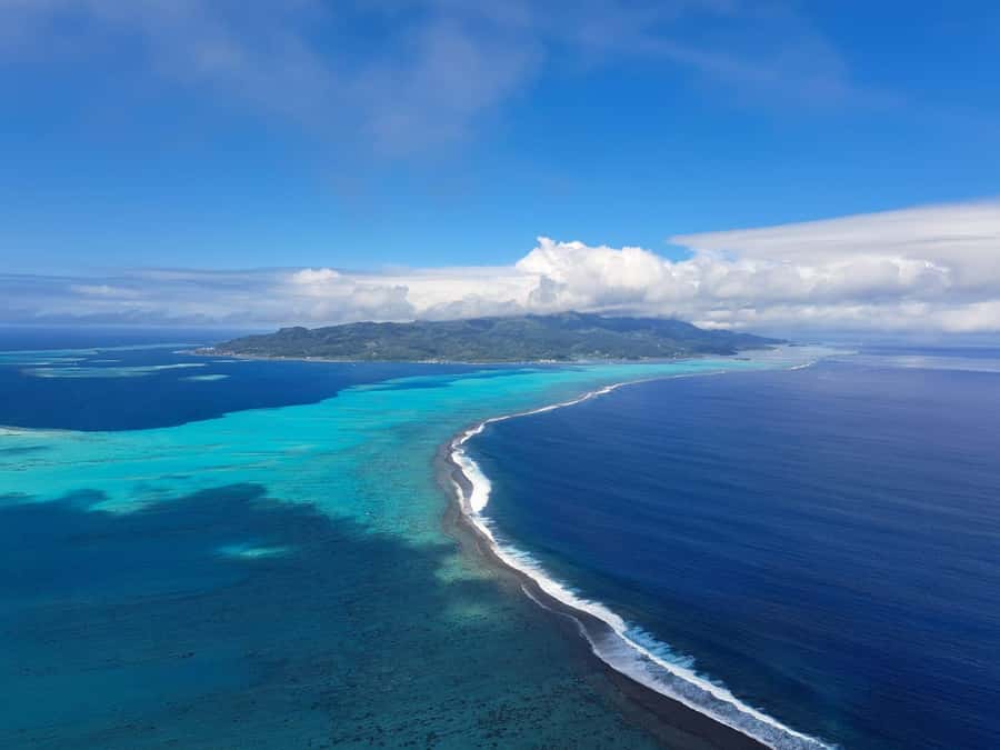 Raiatea: Bora Bora and Taha'a Private Scenic Flight one hour - Over Bora Bora’s Resorts and Coconut-Lined Beaches