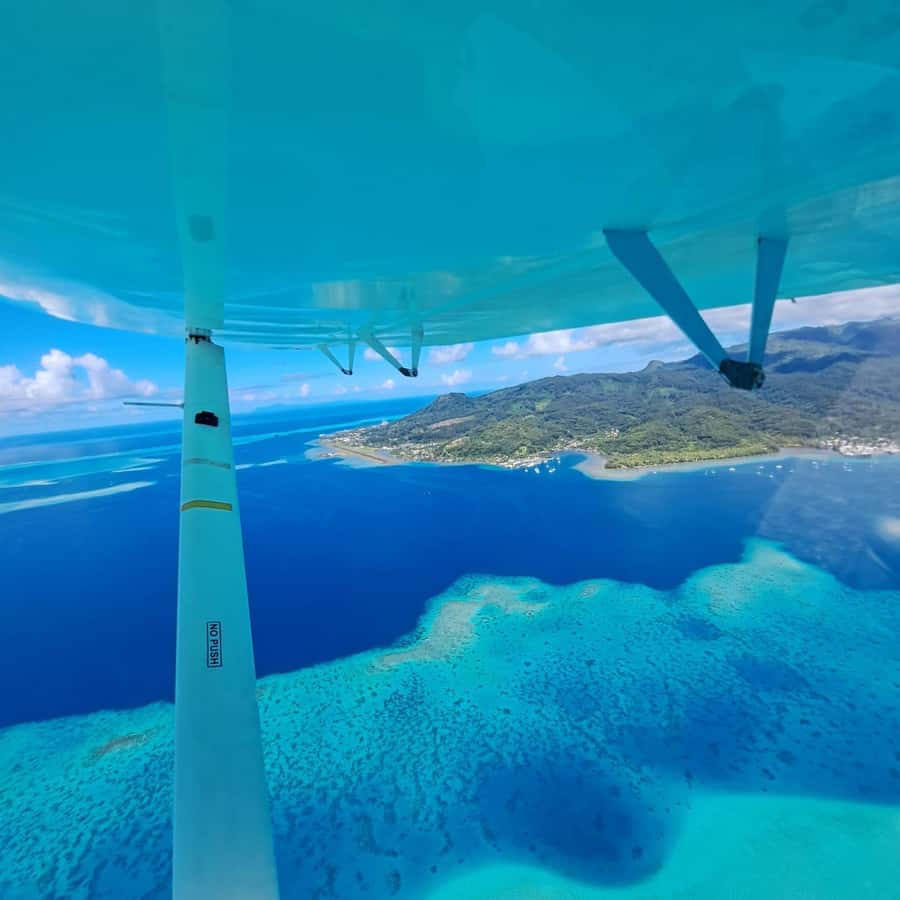 Raiatea: Bora Bora and Taha'a Private Scenic Flight one hour - What to Bring, What to Wear, and How to Stay Comfortable