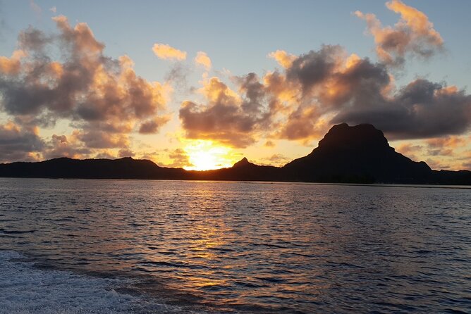 Reef Discovery Private Sunset Cruise in Bora-Bora - Private, up to 2 people, with pickup and a calmer pace