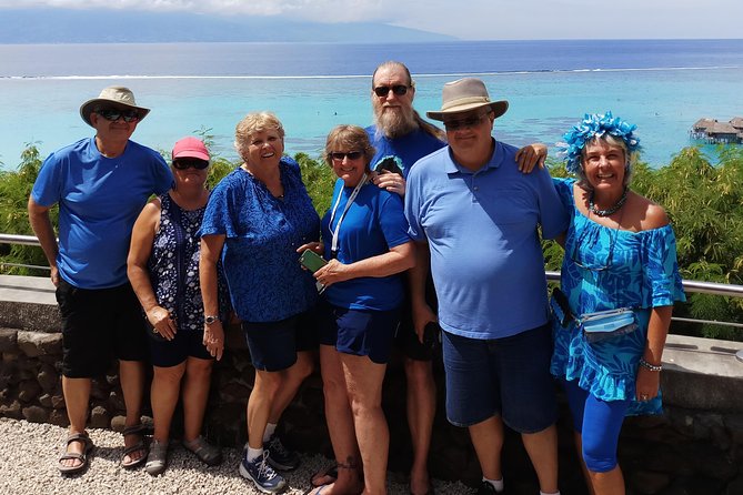 Scenic Shopping Tour from cruise ship - Spirou THEBAUD: the guide who makes the stops make sense
