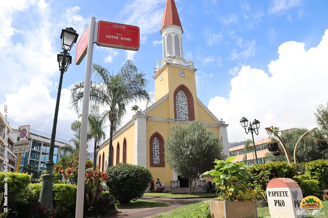 Shared 2 Hour Papeete Walking Tour - Mairie de Papeete: colonial architecture and a clear finishing point