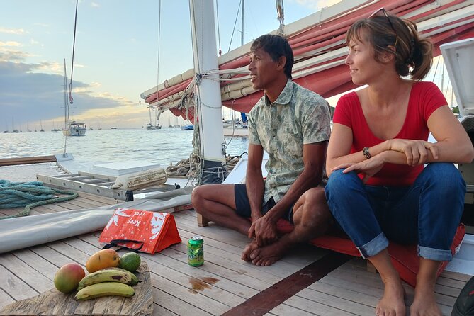 Sunset sailing trip on the Lagoon of Tahiti - Comfort, weather, and what to bring for a smooth sail