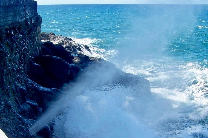 Tahiti: Full Day Tour of the Island - The golf course you notice, plus Taravao for lunch